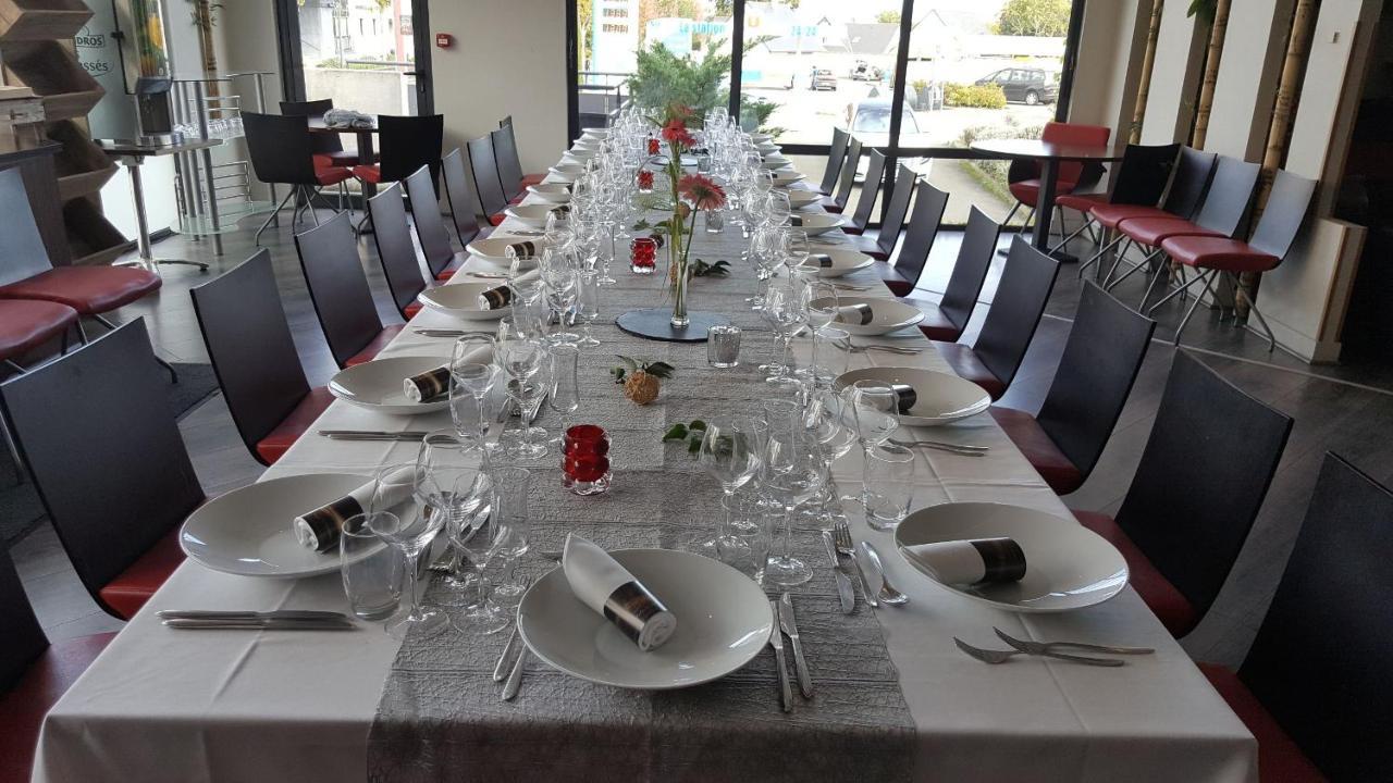 Hotel De Loire et Restaurant Les Bateliers Trélazé Buitenkant foto